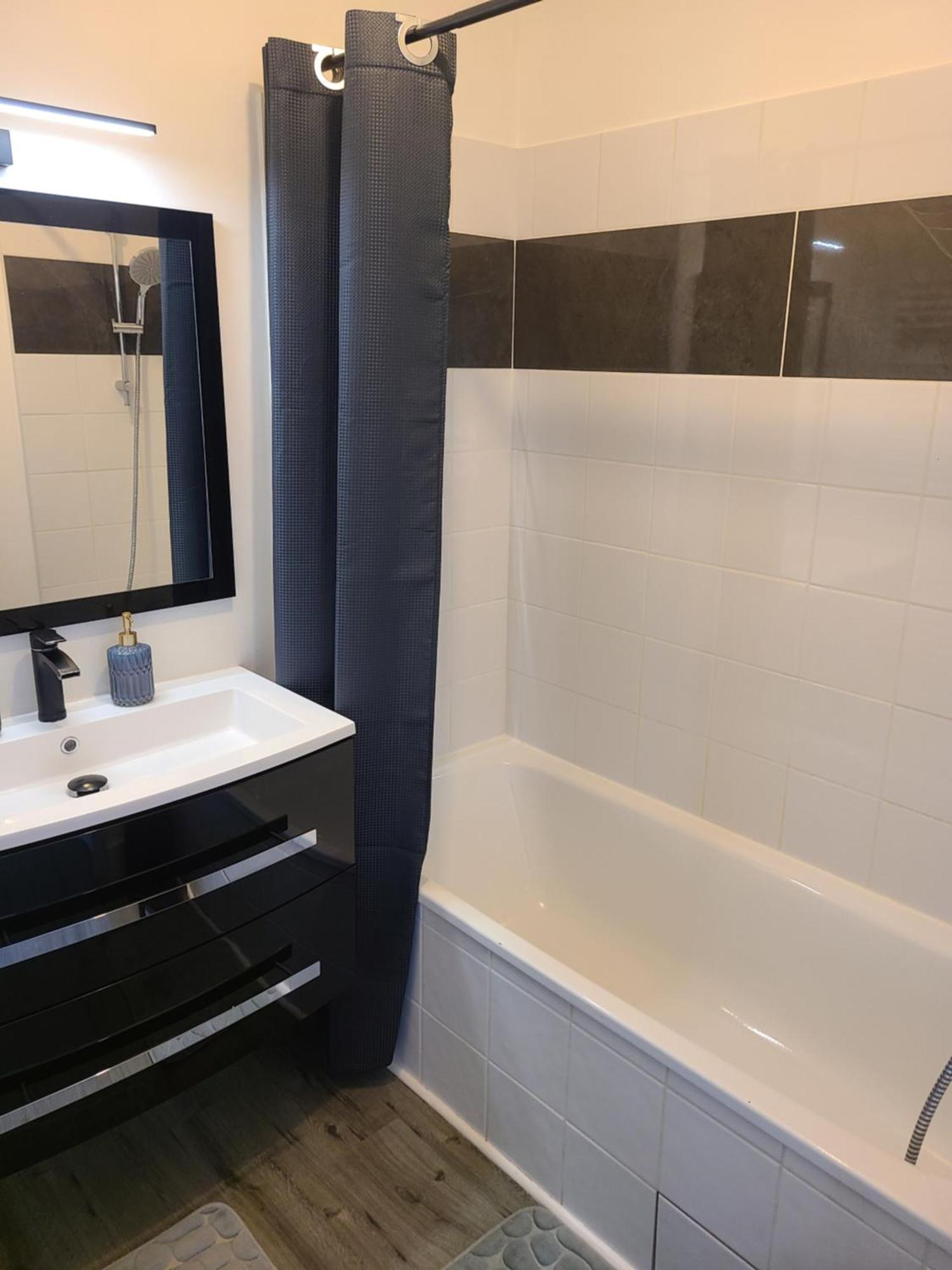 Joli T2 Proche Gare Avec Vue Appartement Annemasse Buitenkant foto