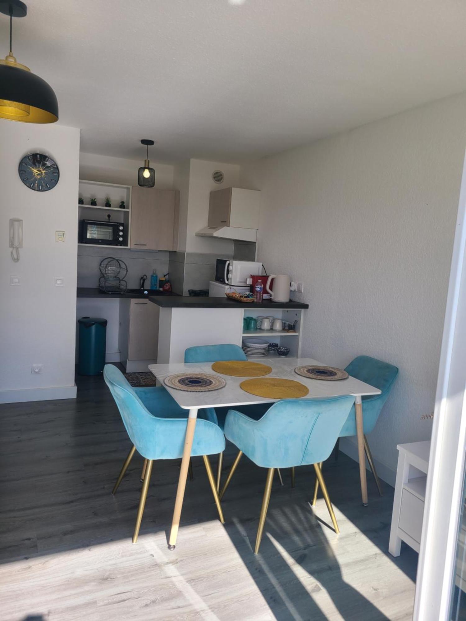 Joli T2 Proche Gare Avec Vue Appartement Annemasse Buitenkant foto